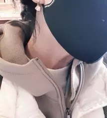 이번배송빠르네요~받자마자 착용~얼굴에 닿는느낌이 쿯해서 일단 좋았구요,항상 끼는 마