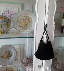 화이트랑 블랙 샀어요
