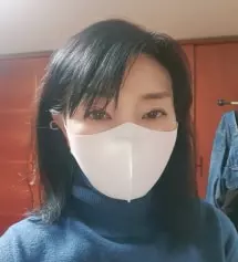 마스크 깨끗하고 큐빅이 포인트라서 멋있네요...
