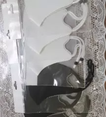 처응엔 블랙이 예뻐서 블랙만 구매하려고 했는데 밝은색 옷에는 화이트가 더 잘어울려서