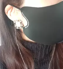 무조건 다음번에도 다른색만들면 쟁일러구요 너무이쁘고 숨쉬기도좋고 일단 피부에도 좋