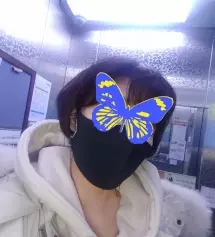 주문한것중 젤로 빠르게 온것같네요 ㅎ기능은 믿고쓰는거고 일단은 예쁘네요. 쓰면예뻐