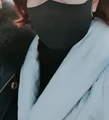 큐빅 포인트가 있어 반짝반짝 빛나네요
