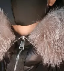 부드러운 착용감이네요~
