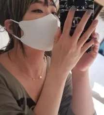 배송 생각보다 빨리왔네요 엄청 편하고 엄청 커요 ㅎㅎ 길이조절링이 있어서 커도 편안