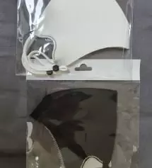 큐빅있는게 참 고급스러워요.귀뒤 조절할수있게 되있어서 편하구 답답하지 않아 좋아요