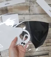 어제 블랙, 화이트 받자마자 
