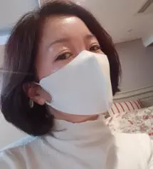 사이즈도좋구요.착용감도편안하고 이뿌네요.엄마랑동생.친구 선물해쥤더니 모두 대만족