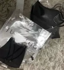 저 이거 웰케 냄새 나는 거죠?
