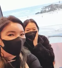 흰색이 부담스러울까 걱정했는데..
