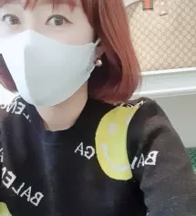 블링블링너무예뻐요 끈조절되서 흘러내리지도안코 완전예쁘네요