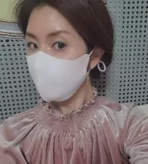 예뻐요. 살짝 밸리댄스하는 사람 같다는 ㅎㅎ
