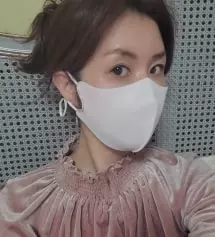 예뻐요. 살짝 밸리댄스하는 사람 같다는 ㅎㅎ
