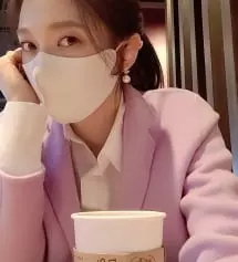 쉘리모 큐빅마스크 애교스럽고 깔끔하고 고급지고 존예로워요.>. < 엄마도 색깔대