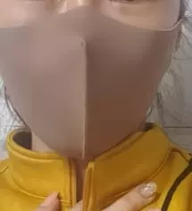 처음에 큰줄알았는데 알려주신데로 아래쪽을 타이트하게 줄이니까 딱맞네요 봄에 줄로그