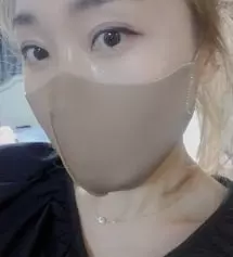 세가지중 젤루 맘에드는 색상이예요... 유니크하구 컬러감도 너무 좋네요.. 맘에듭니다