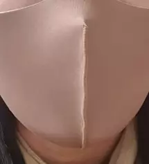 브라운색상이 기대했던것보다는 제겐 어색하고 안어울리는것같지만 자꾸보면 괜찮아질꺼