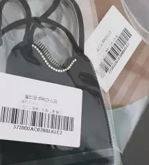 빤짝빤짝 큐빅도 과하지 않고 이뻐요
