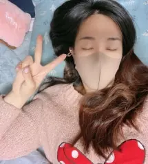 인스타 광고 보고 반해서 구매했어용>•< 코로나 때문에 마스크 쓰다보니 귀걸이