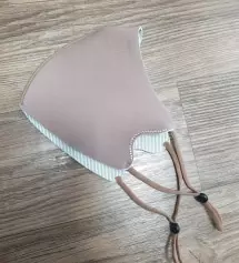 친구한테 블랙선물받고 이뻐서 깔별로구매했는데 그중 브라운을 젤 기대했는데 색상은 