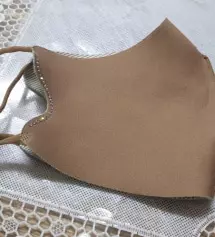 베이지 브라운으라 색상이 차분하고 고급스러워요...
