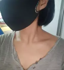 큐빅이 더욱 빛나는 블랙이예요
