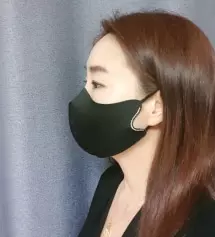 지난번때도 큐빅마스크 잘쓰고다니고 선물도하고했는데 더많이 사둘걸 생각에 아쉽더라