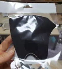 반짝반짝예쁘고요  밀착이너무잘되서놀랫어요 썻을때라인도이쁘고요가벼워요 착용감이좋