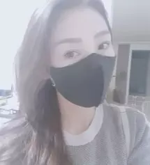 끈 길이조절도되공 무엇보다 숨쉬기가 너무 편해요.남들하고 똑같은 마스크보다 이쁘고