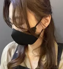 넘 이뻐요 면 마스크 안썼는데
