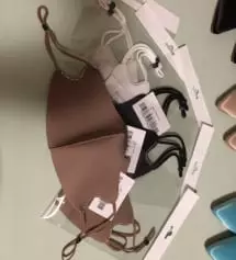 시크하지만 반짝이때문에 또 블링블링하기도 하고 너무 맘에 드는 마스크에오