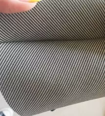 줄로그에서 처음 구매해봤어요 마스크로 입문 했네요 얇고 가볍고 예쁘기까지 화장하고