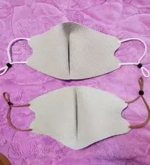 브라운색상을 살까말까 고민하다 샀는데 고급진 느낌이 나서 사길 잘했어요 다만 요즘 