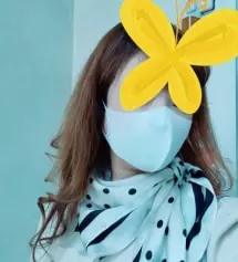 마스크 너무좋아요 화장도 잘 안묻어나고 숨쉬기도 좋아요 하나씩 나눠주다보니 제께없