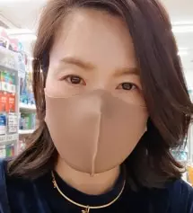 넘 이쁘네요 마스크 쓰고 다녀야되는 자체가 스트레스이지만.어쩔수 없이 써야되니 좀 