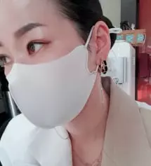 저번에 구매하고 이번에 또 구매했어요 여름다가와서 화이트도 샀는데 깔끔하니 역시나