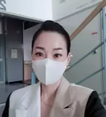 저번에 구매하고 이번에 또 구매했어요 여름다가와서 화이트도 샀는데 깔끔하니 역시나