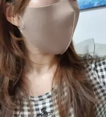 두번째 구매했어요 엄마가 탐내하셔서 공구기다렸다가 땡하자마자 구매했네요 여름 원단