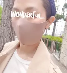 마스크 늘 쓰던게 지겹기도 하고 피할수 없다면 좀더 예쁘게라는 마음으로 주문해봤어요