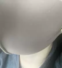 색상이나 스타일은 예쁜데 숨쉬기가 쫌 힘들고 콧등부분에 자국이 남네요 숨쉴때 코에 