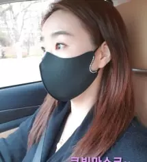 이리봐도 저리봐도 이쁜 큐빅마스크
