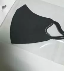 재구매했어요~가까운분이 저 착용한거 보시고 이쁘다하시는데 품절이길래 입고 기다렸다