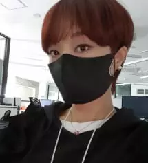 이 마스크 착용하면 다들 어디서 샀냐규 물어본답니다 ㅎㅎ 너무 이뿌구요. 매일 빨아서