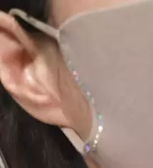 큐빅이 요렇게 한줄있다공 무지보다는 확실히 이쁘긴하네요.뾰족한 부분이 코모양도 더