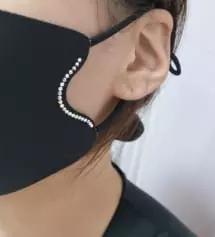 ㅎㅎ라방구매사은품 받아서 하나써보고 좋아서 시켰어요ㅎㅎ숨쉬기편하고 이쁘고 좋아요