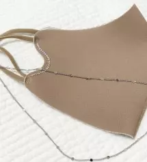 브라운삿는데 너무 예뻐요 검은색도 구매할 예정이에요
