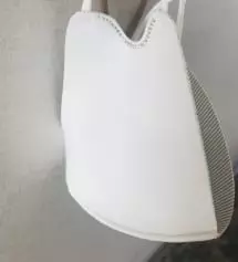 기존에 검정 브라운이 있어서 화이트로 주문했어요~역시 이쁘고 고급스러워요~