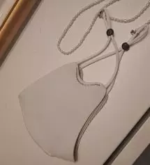 반짝반짝 큐빅이 특별해 보이네요 이거쓰곤 다른마스크는 잘안쓰게 됩니다