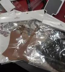 저번에 반신반의로 큐빅블랙으로한개 구입하고 착용감이나원단이좋아서 이번에 바로 나