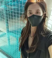 마스크도 패션인데 줄로그마스크 따라갈수가없어요 쵝오입니다 다들이뿌다고 해서 지인